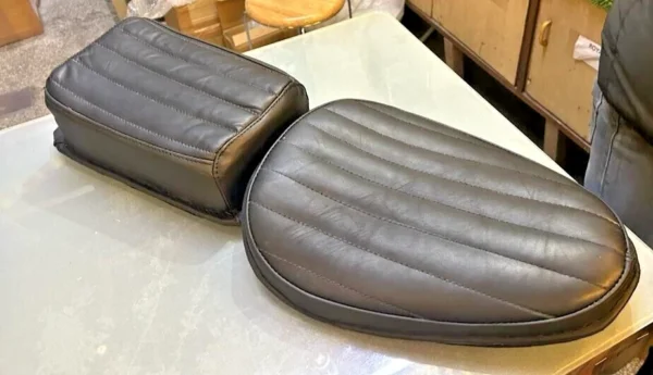 Tuck And Roll Bates Style Seat For Motorcycles Real Leather White + Pad - Image 11