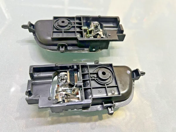 RH LH Inner Door Handle for HYUNDAI i20 1ST GEN, i20 1ST GEN F/L - Image 4
